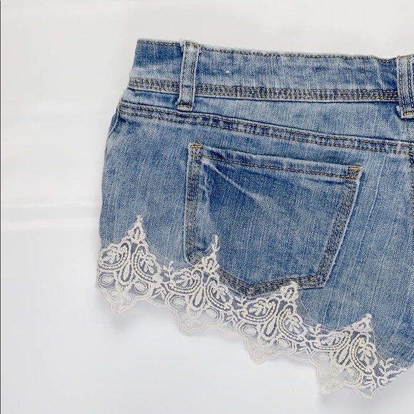 Rue21 Cutoff Shorts w/Lace Size 7/8 - Picture 6 of 7